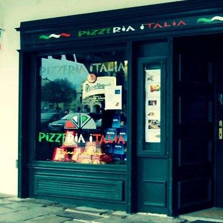 Penzion Pizzeria Тельч Екстер'єр фото