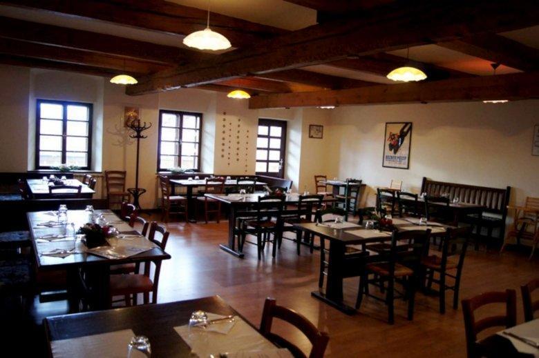 Penzion Pizzeria Тельч Екстер'єр фото